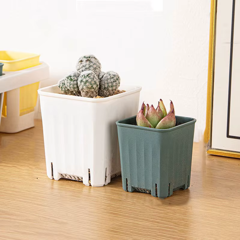 Mini pots de fleurs carrés 6/8cm