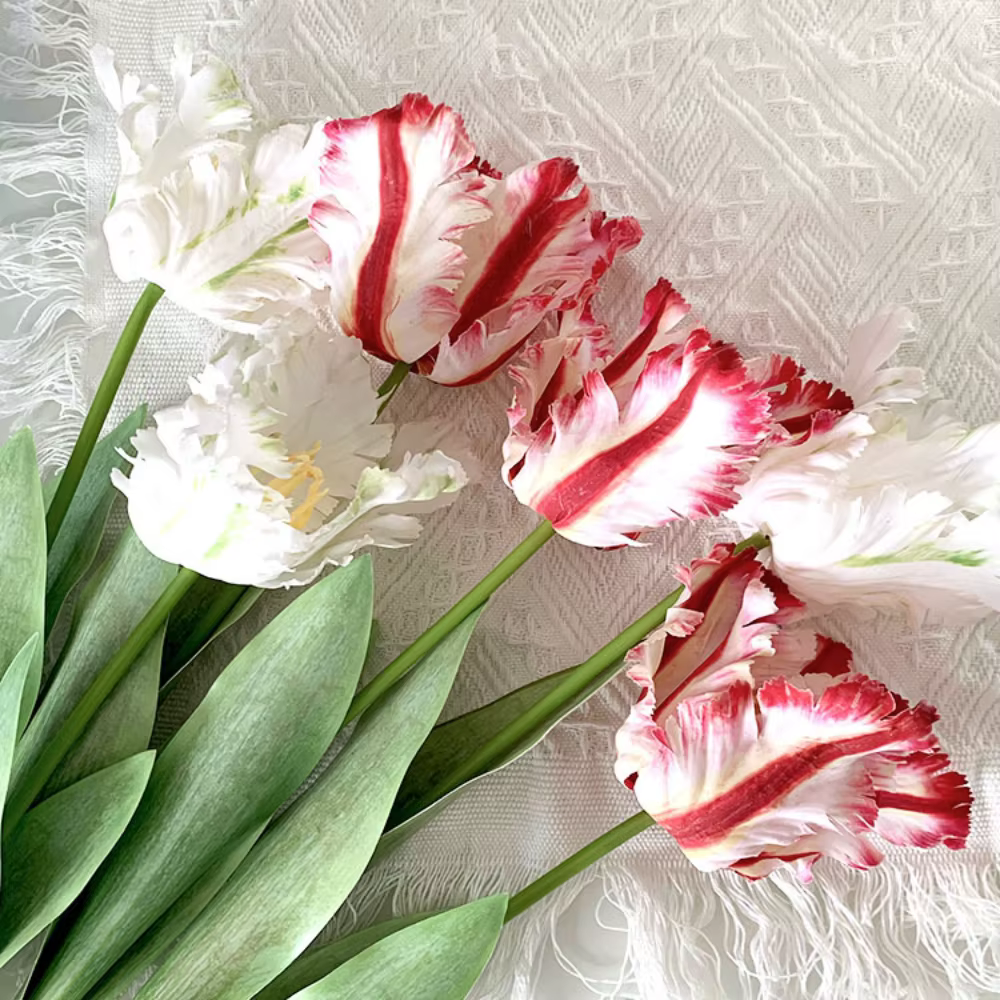 Fleur de tulipe artificielle de haute qualité