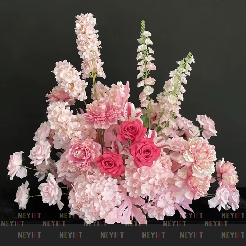Arrangement floral de sol en feuilles de plantes vertes