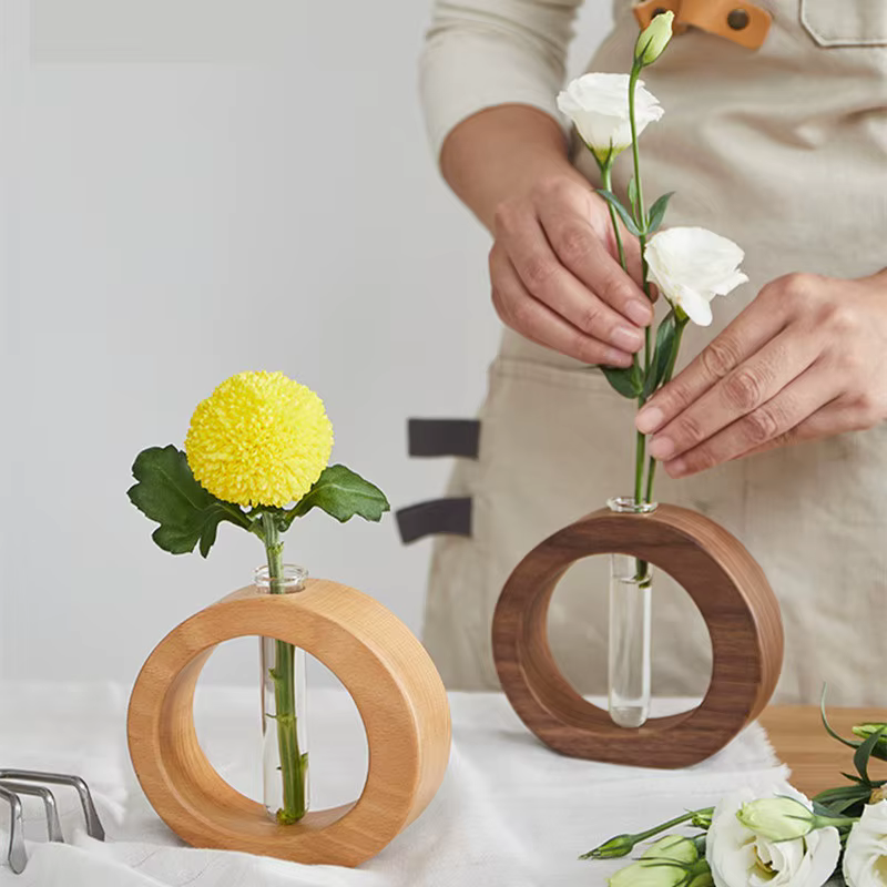 Vase en bois de noyer rond pour tubes à essai – Pot hydroponique minimaliste