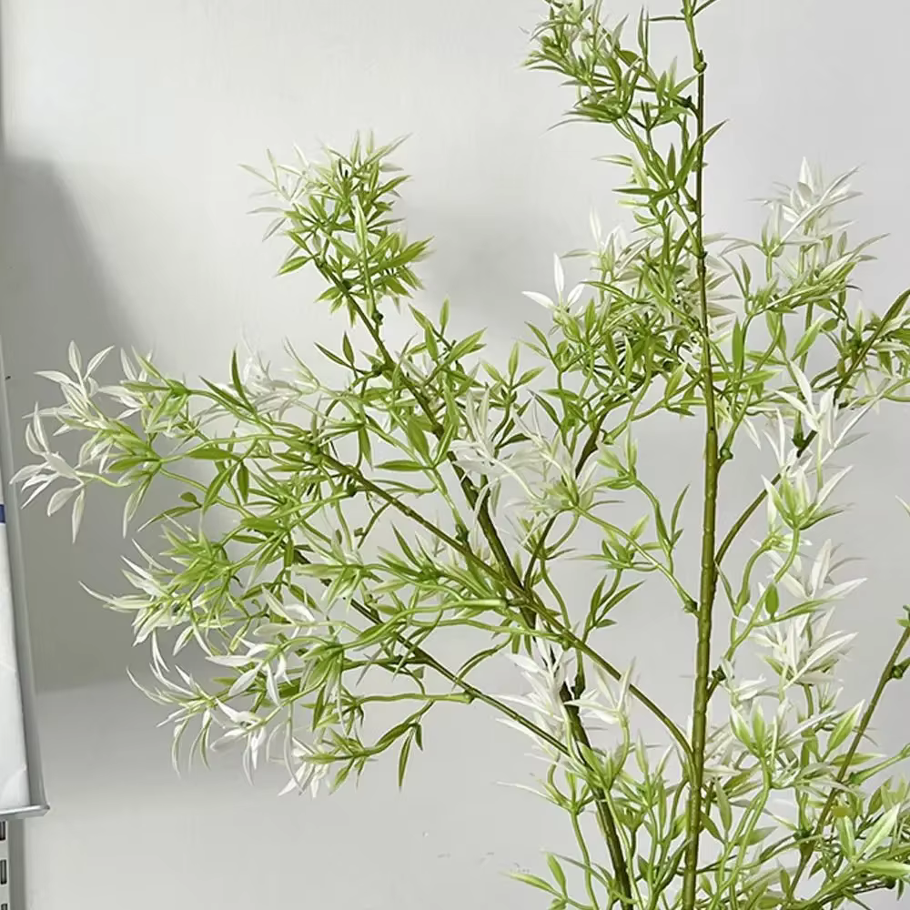 Plantes artificielles de style forêt