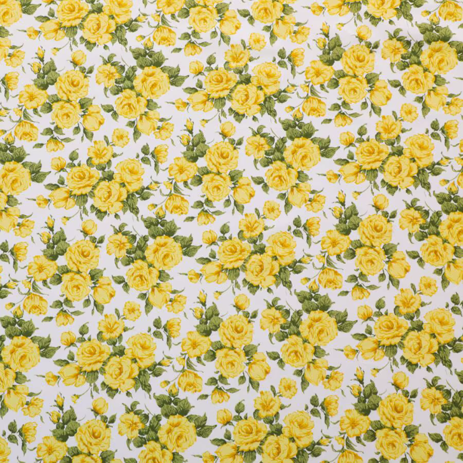 Tissu en coton imprimé avec grille de fleurs de roses rouges