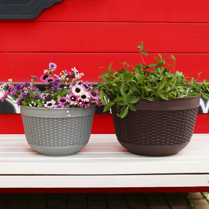 Pot de fleurs suspendu pour balcon