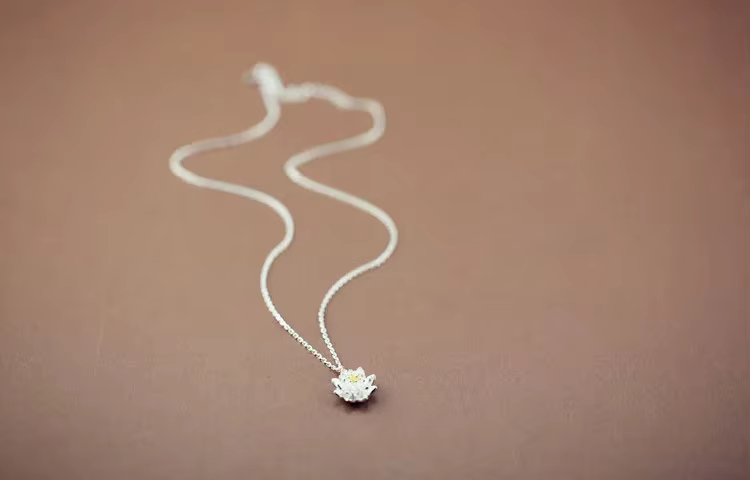 Colliers et pendentifs lotus en argent Sterling 925 pour femmes, bijoux en argent Sterling de haute qualité