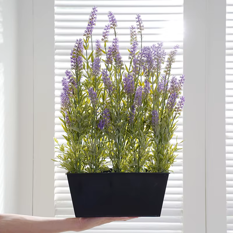 Plantes en pot de µartificielle