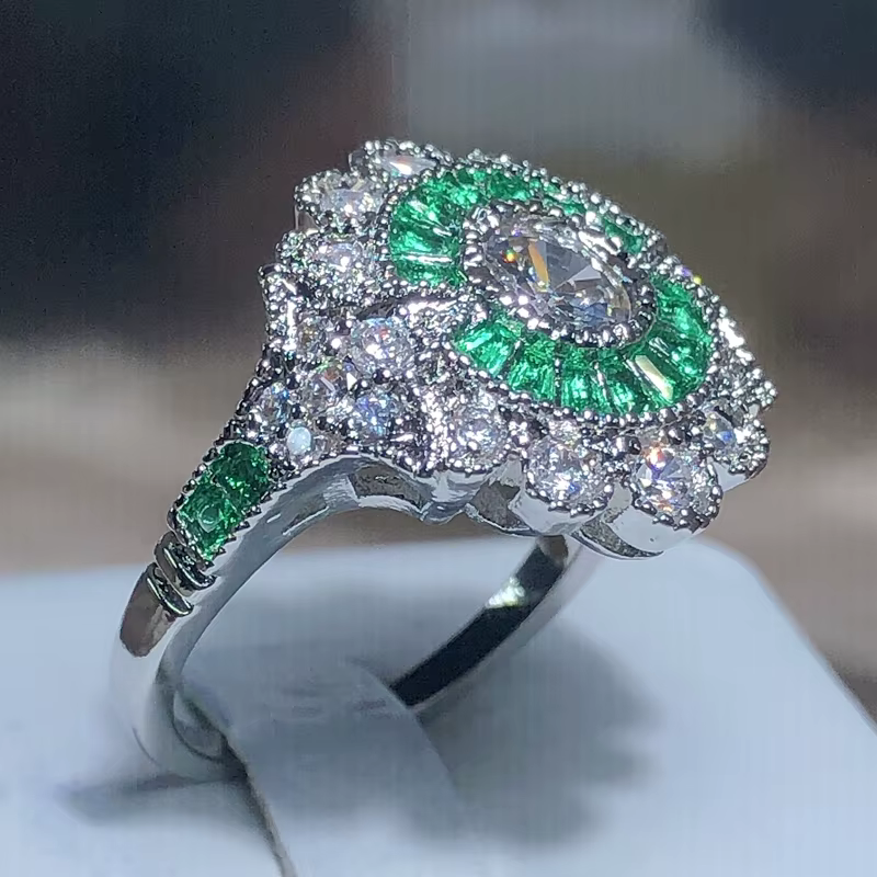 Bague complète en diamant pour femme, fleur de tempérament, timbre femme 925, pierre carrée en T verte, cadeau de bijoux de fête d'anniversaire, mode, vente en gros