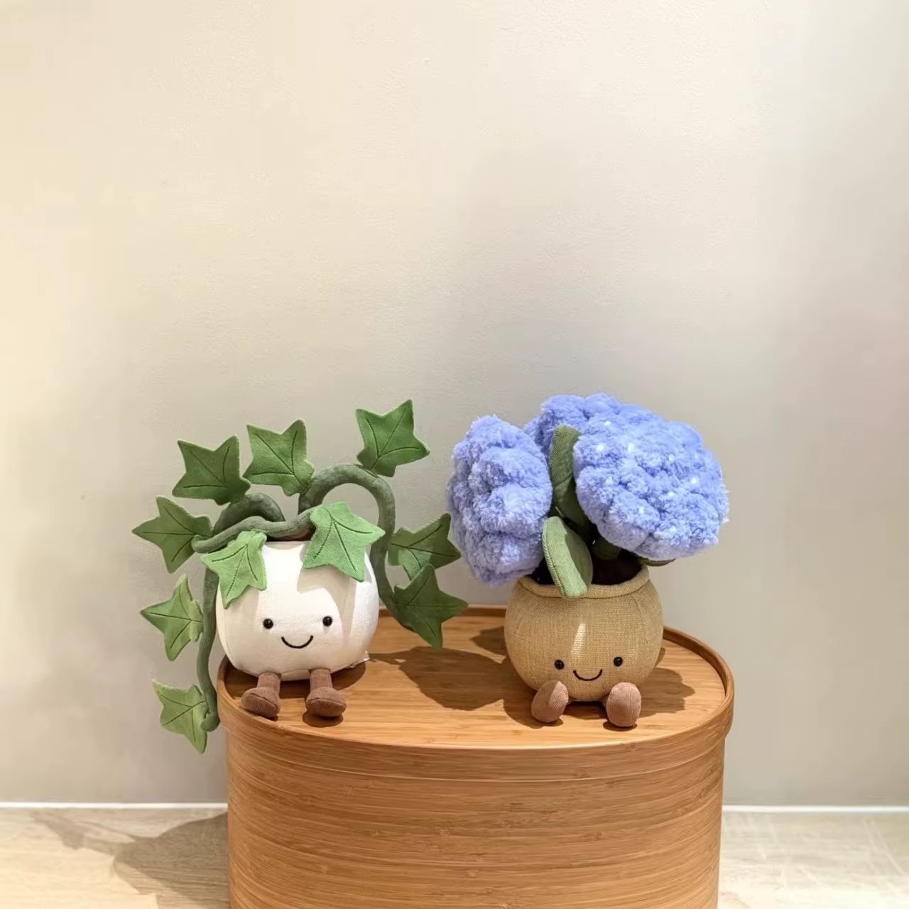 Nouveau produit Jcat : Guirlande de lierre en pot pour décoration intérieure