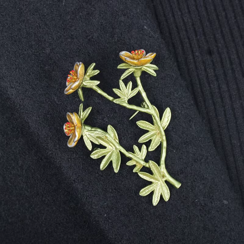 Broche de branche de fleur verte laquée pour dames