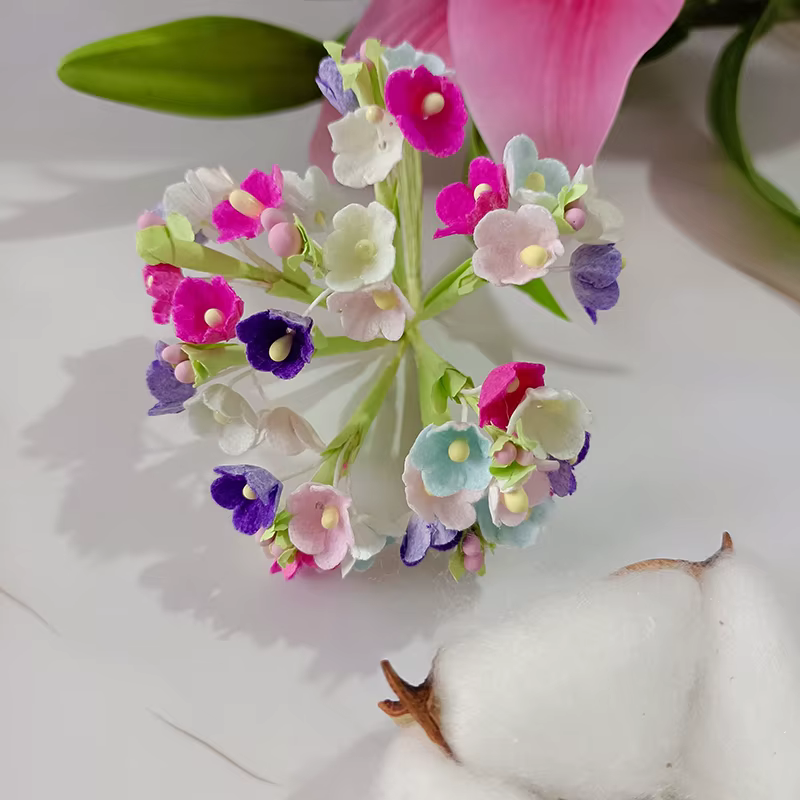 Mini bouquet de roses artificielles en papier