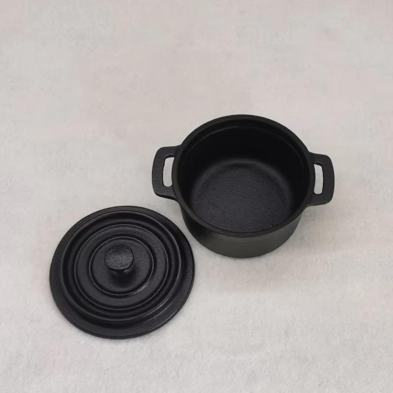 Mini pot en fonte de 10 cm