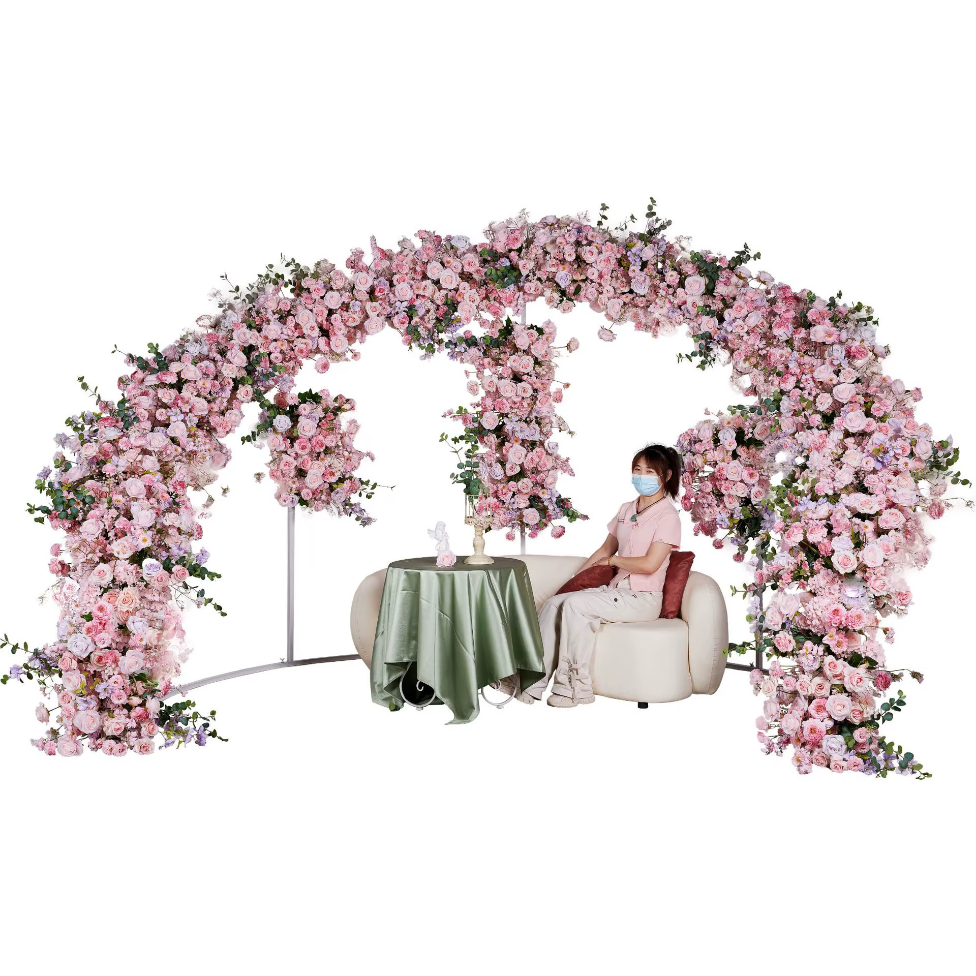Arrangement de fleurs artificielles roses