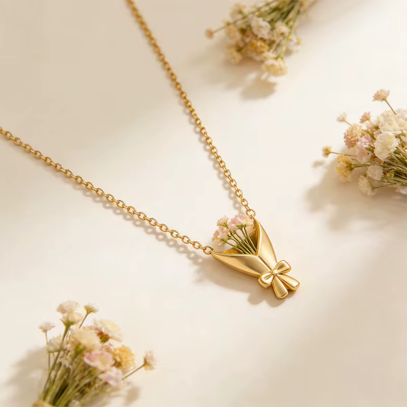Collier porte-fleurs, collier bouquet