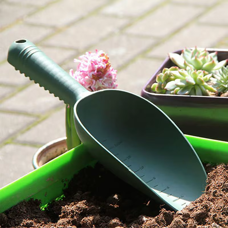 Pelle de jardin plate pour fleurs en pot