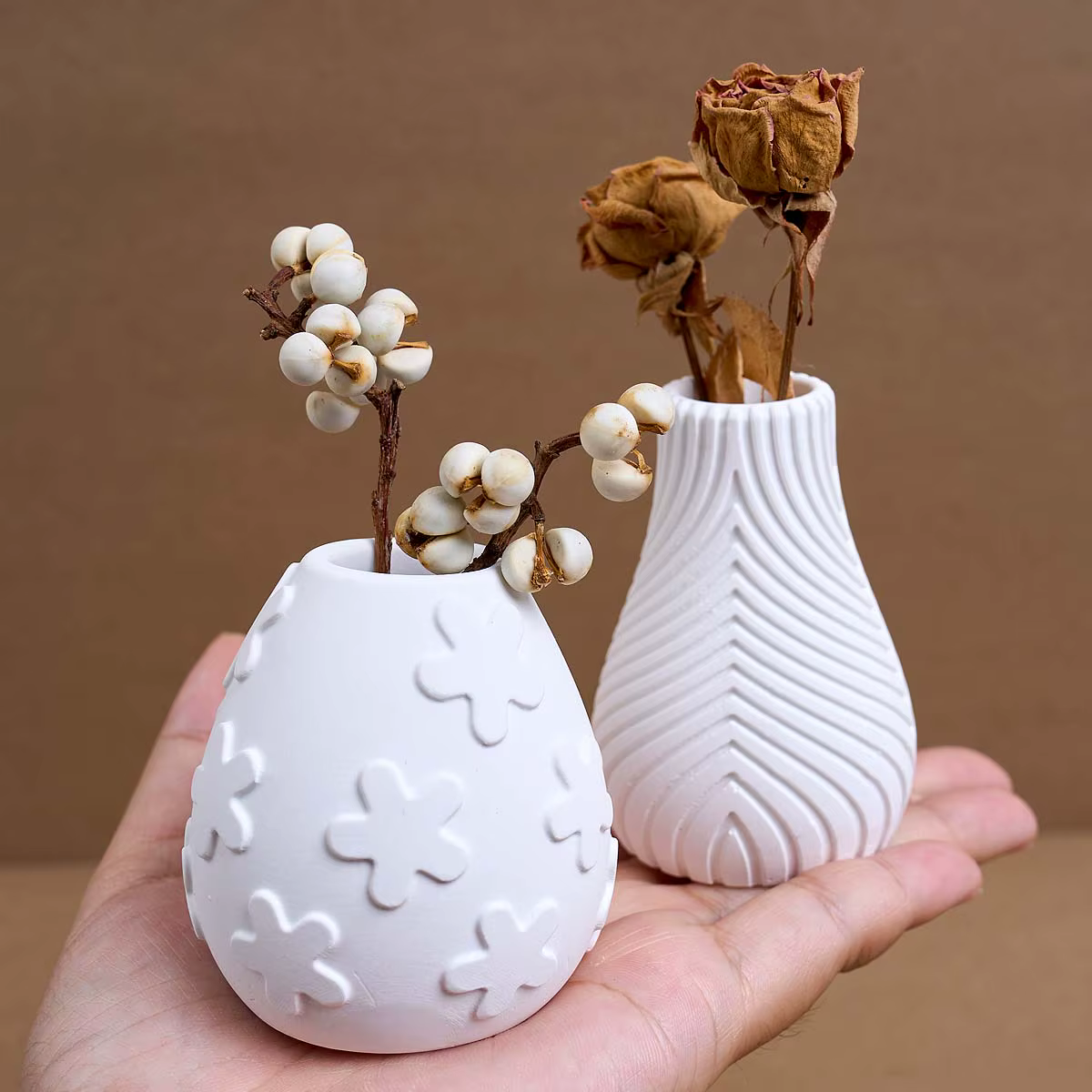 Vase à fleurs 3D à rayures d'amour