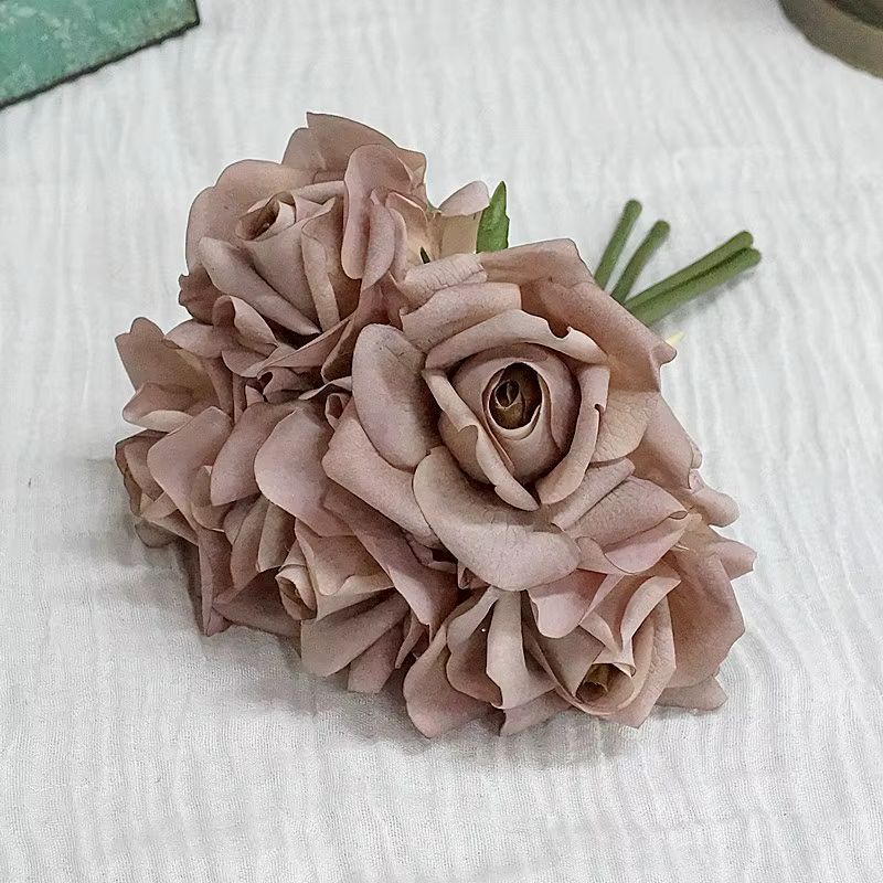 Roses artificielles hydratantes au toucher réel