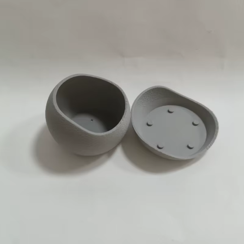 Pot de fleurs irrégulier imprimé en 3D