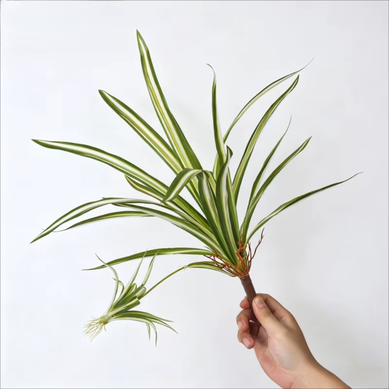 Lot de 5 plantes artificielles Chlorophytum Comosum en plastique pour mariage