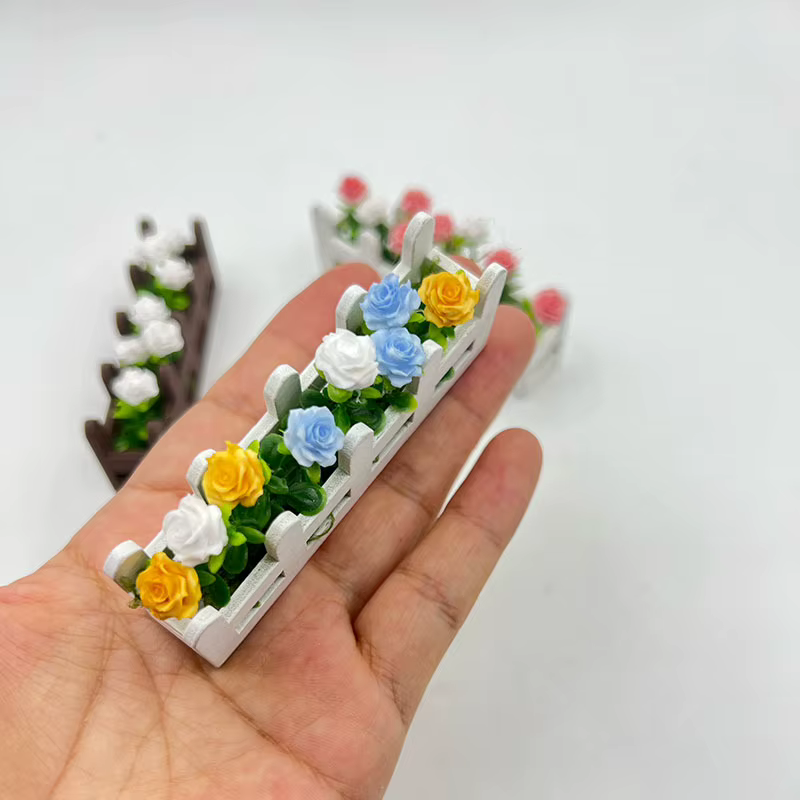 Mini clôture de Roses en pot