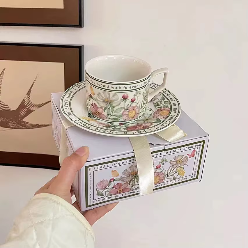 Ensemble de tasses à thé et soucoupes Vintage français de 260ml, tasse en céramique florale de luxe légère, tasse à expresso, tasses à café tournesol pour la maison et le bureau, cadeau