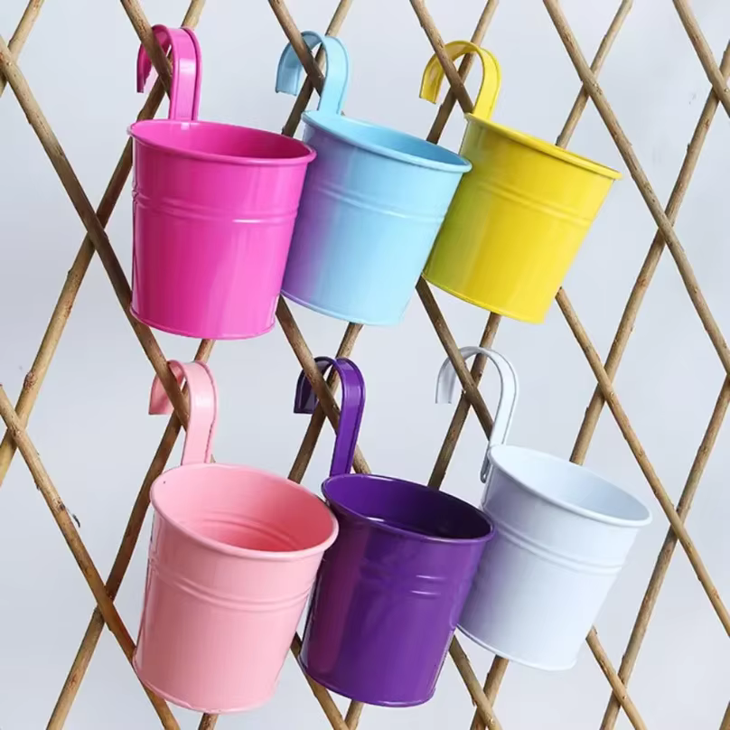 Pot de fleurs suspendu en fer pour balcon avec crochet amovible