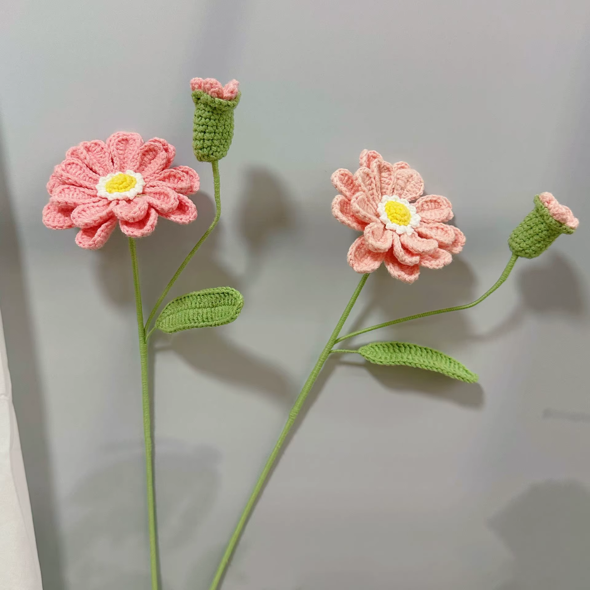 Bouquet de fleurs tricotées mignonnes