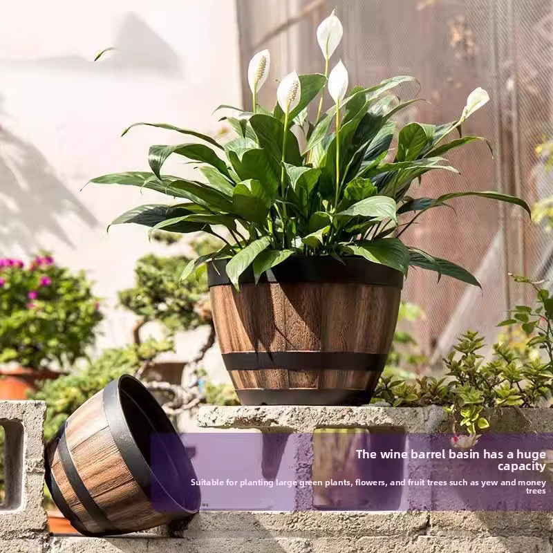 Pot de fleurs vintage en résine épaissie