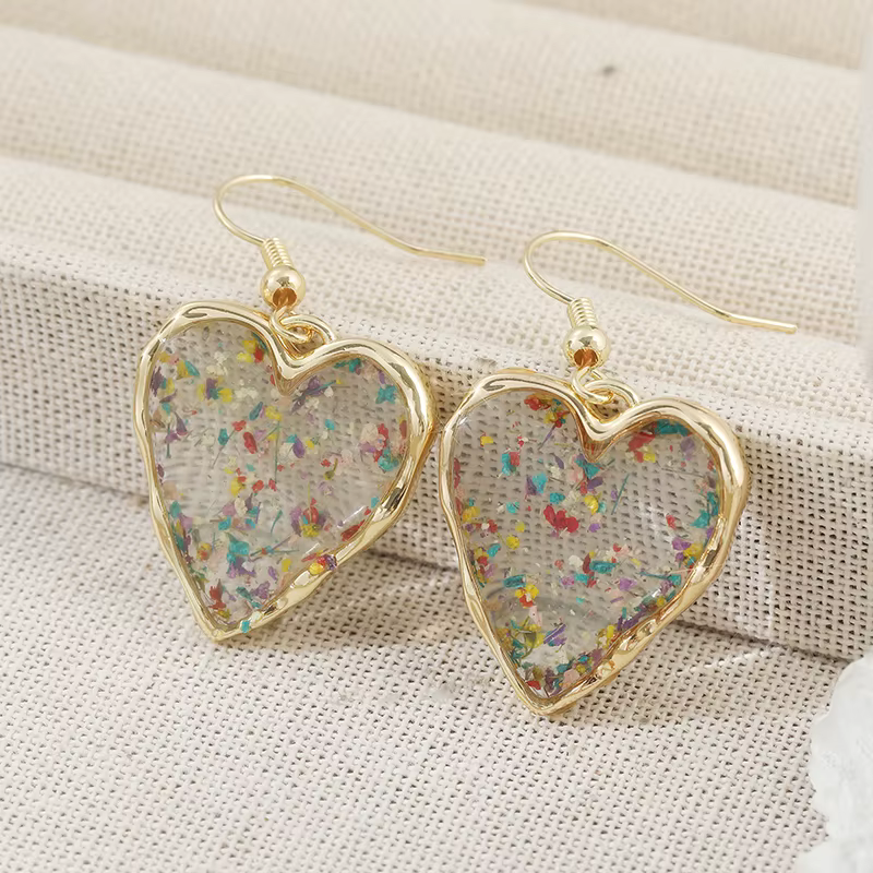 Boucles d'oreilles en forme de cœur pour femmes, fleurs séchées, résine transparente, bijoux romantiques, cadeau d'anniversaire de saint-valentin