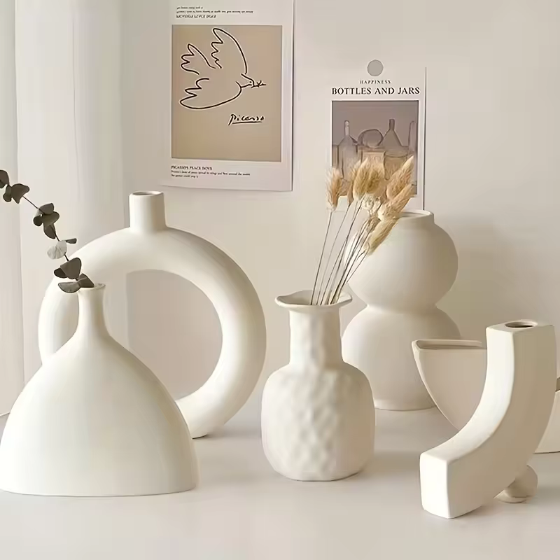 Vase en céramique nordique