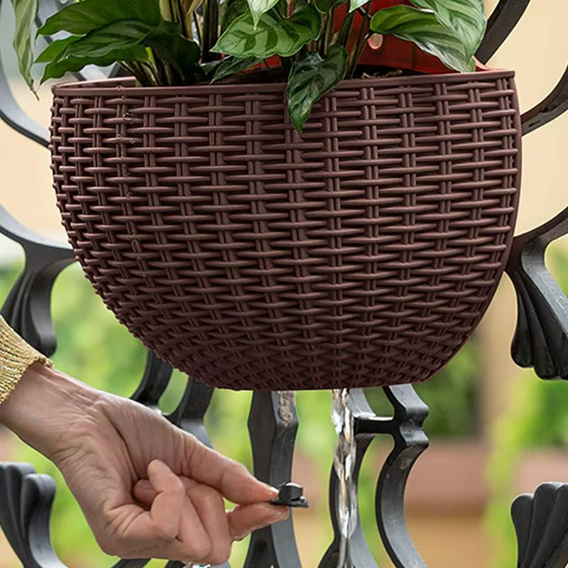Pot de fleur mural semi-circulaire sans poinçonnage