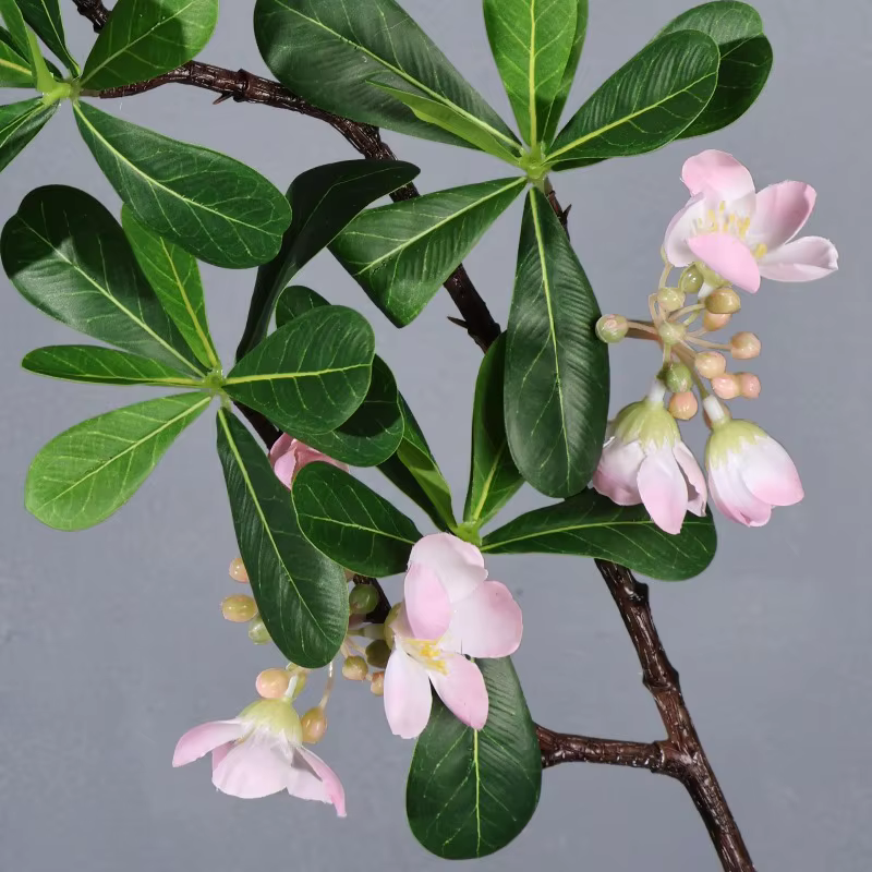 4 pièces de fleurs artificielles en soie