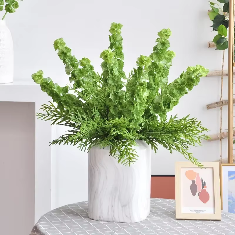 Fausses plantes vertes