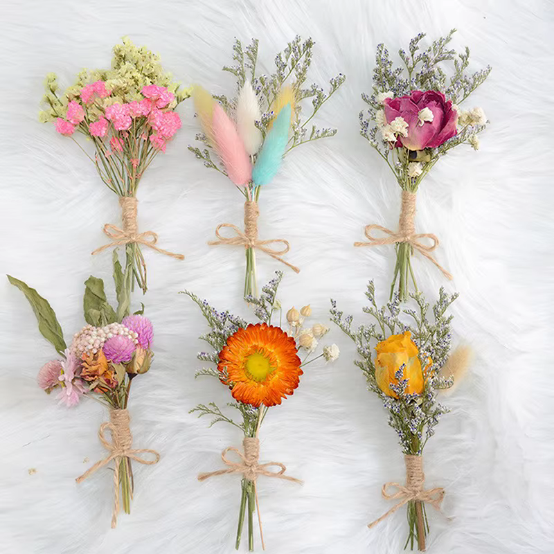 Mini Bouquet de Fleurs Sèches Naturelles Boutonnières