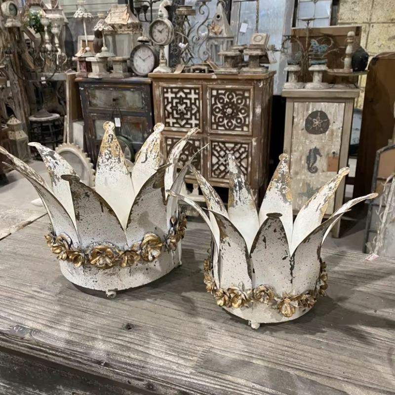 Pot de fleur couronne en fer