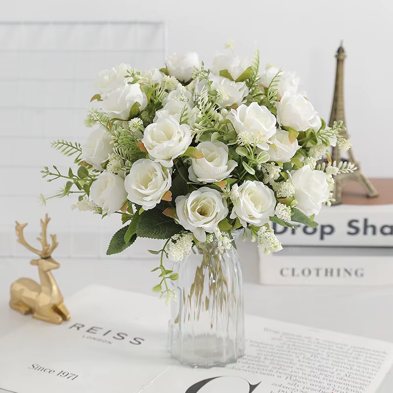 Bouquet de pivoines artificielles en soie blanche