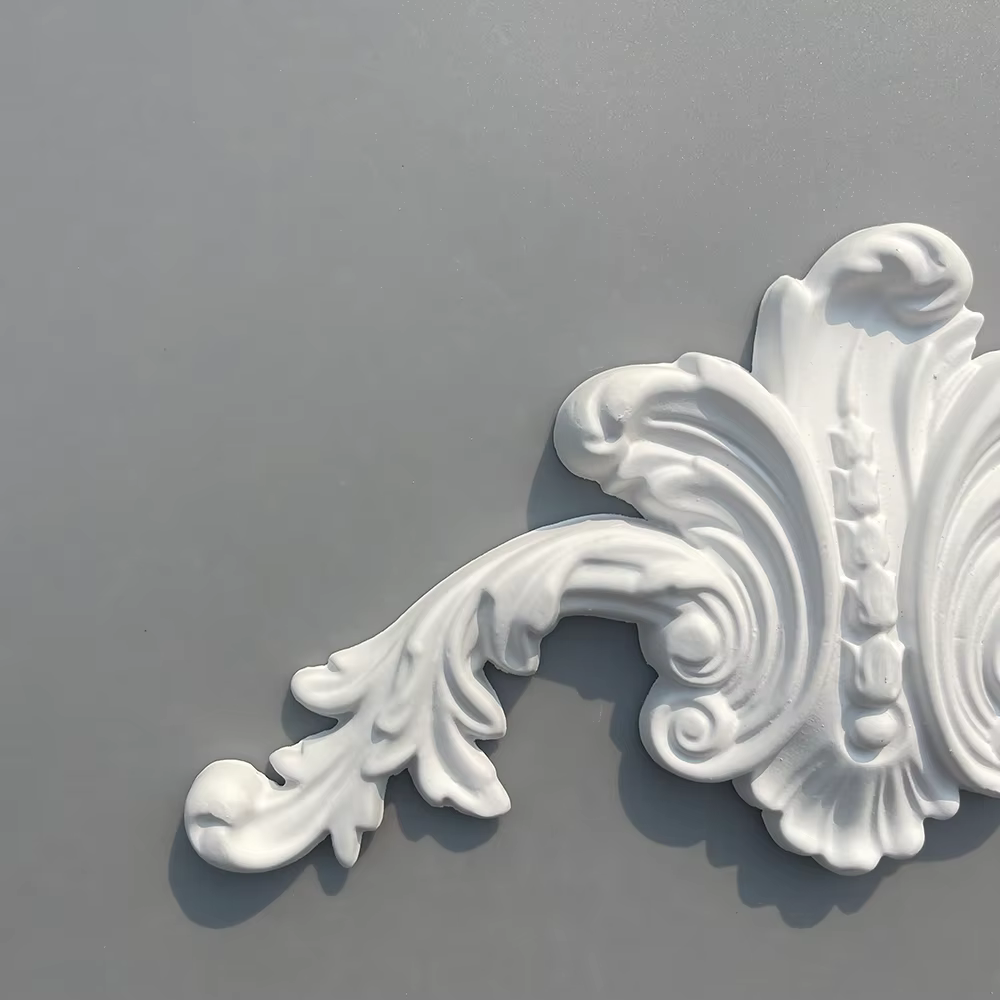 Décoration florale d'angle français en PU