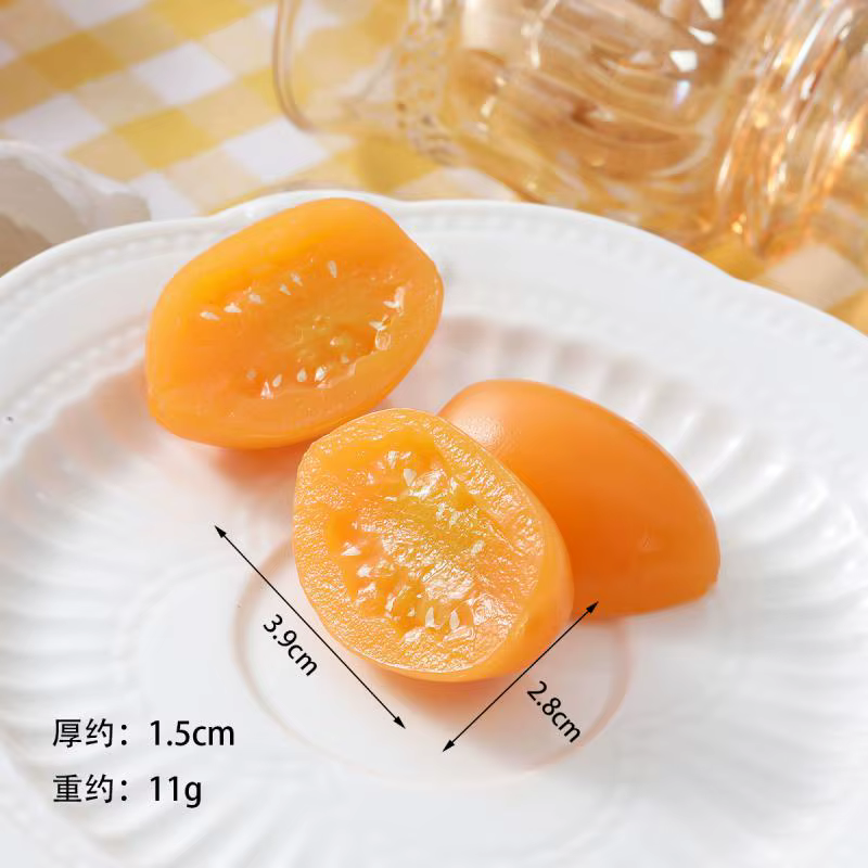 Tomates cerises artificielles en PVC