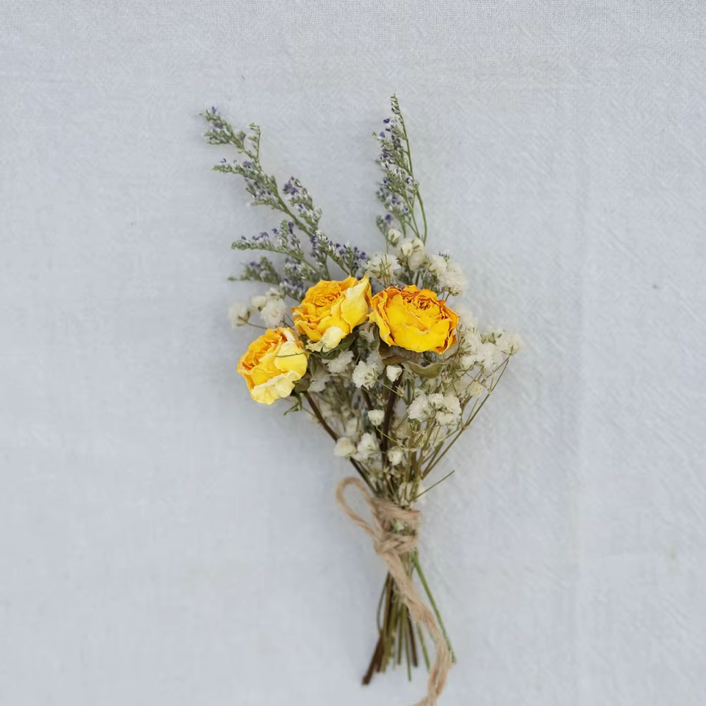 Mini bouquet de fleurs séchées naturelles