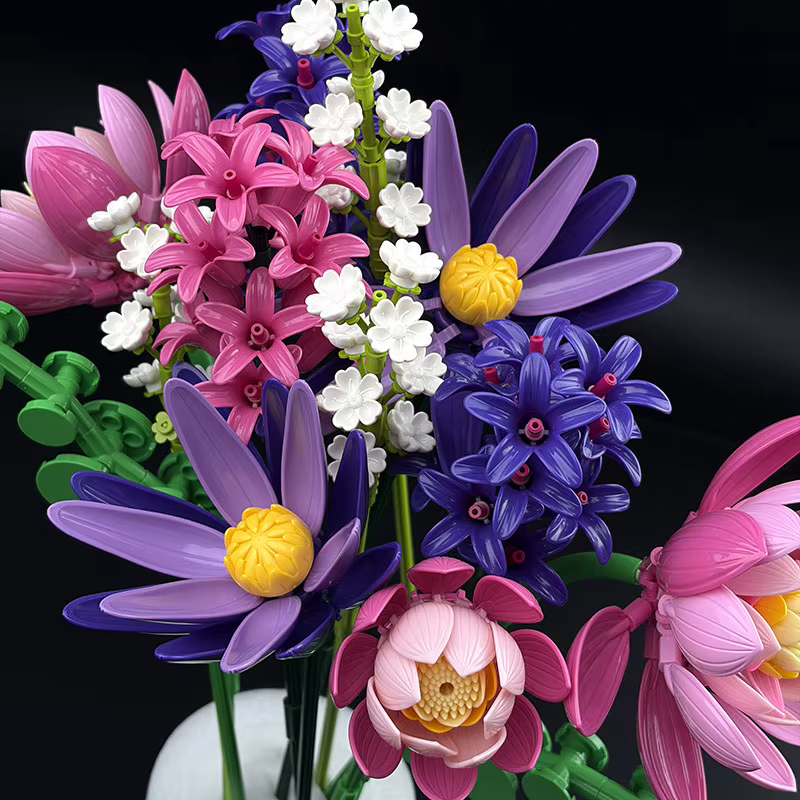 Bouquet de fleurs en blocs de construction Lotus et Jacinthe