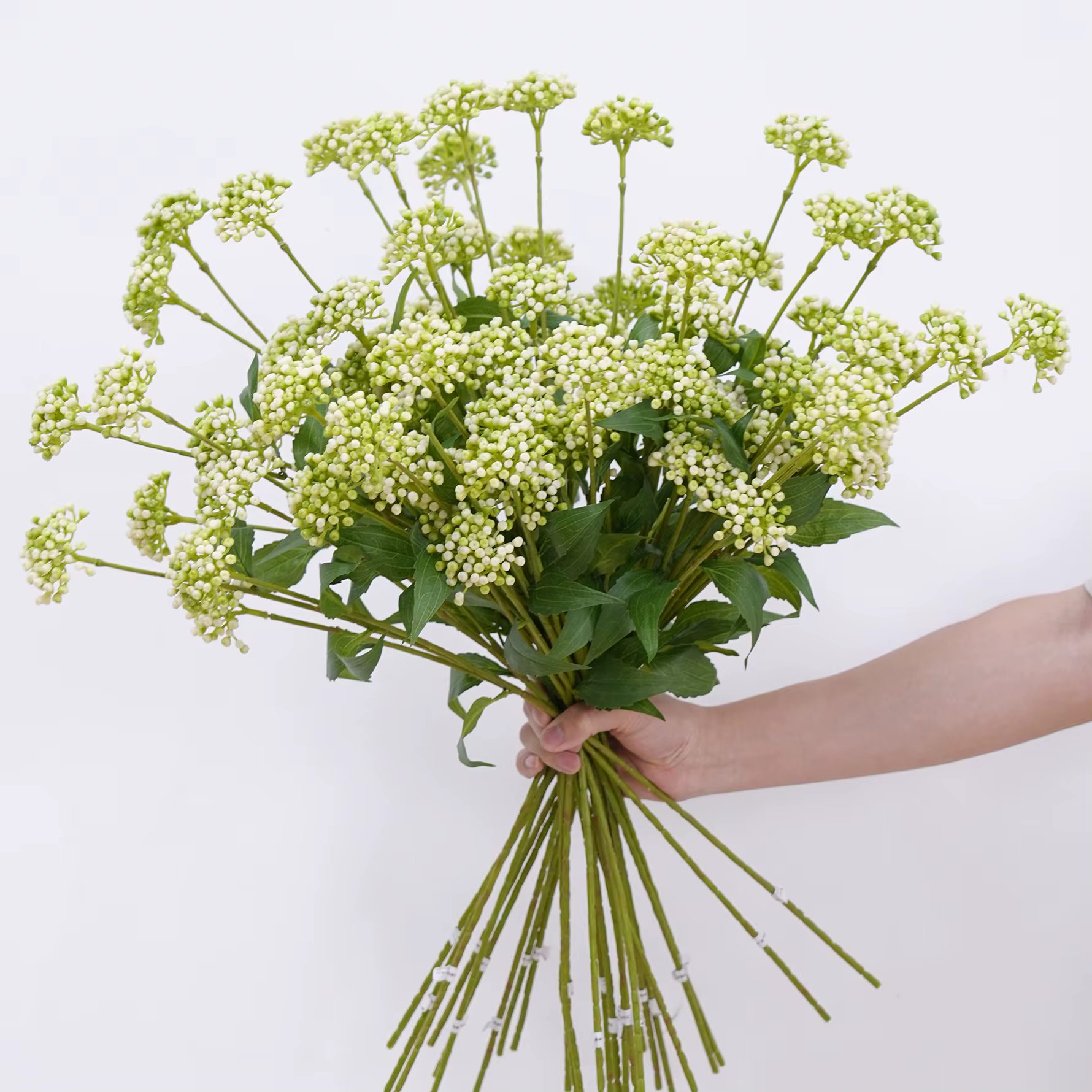 X1015 Branche Artificielle Plante Verte Chrysanthème Fleur Blanche Décoration de Table Maison Vase Composition Florale