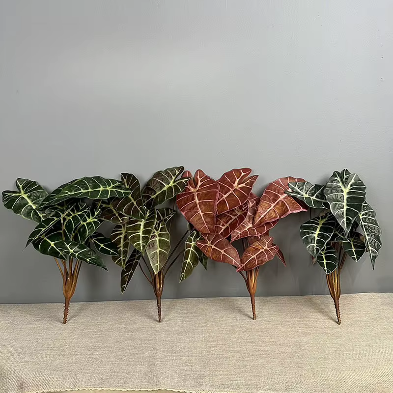 Lot de 5 plantes artificielles en plastique