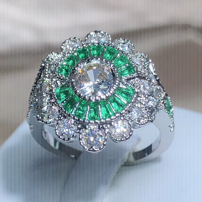 Bague complète en diamant pour femme, fleur de tempérament, timbre femme 925, pierre carrée en T verte, cadeau de bijoux de fête d'anniversaire, mode, vente en gros
