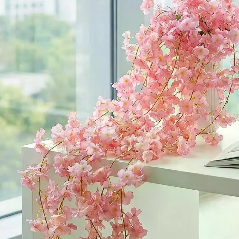 2 guirlandes décoratives de fleurs de cerisier de 180 cm pour la décoration de la porte de restaurant ou de café