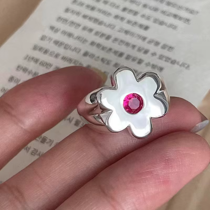 Bague Fleur Argentée pour Femme – Cadeau Design Creux Rétro Hip Hop – Bijou Polyvalent pour Fête – Dropshipping