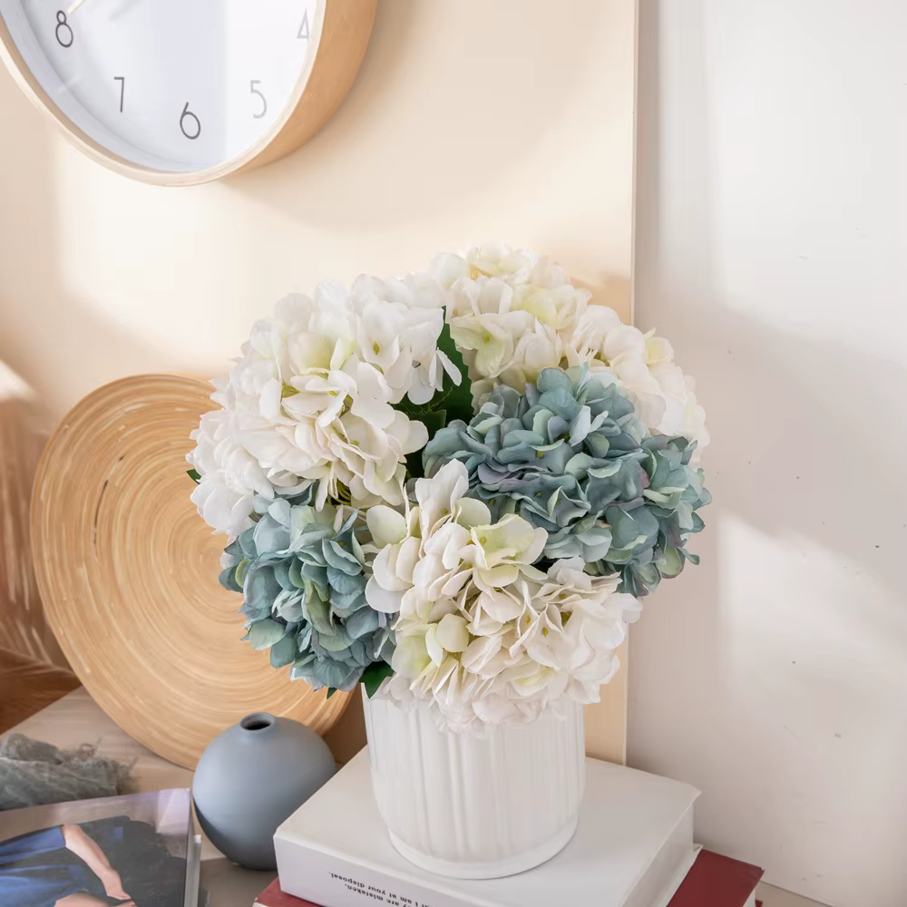 Hortensia artificielle à tige unique