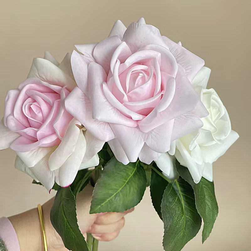 Grande Rose artificielle hydratante