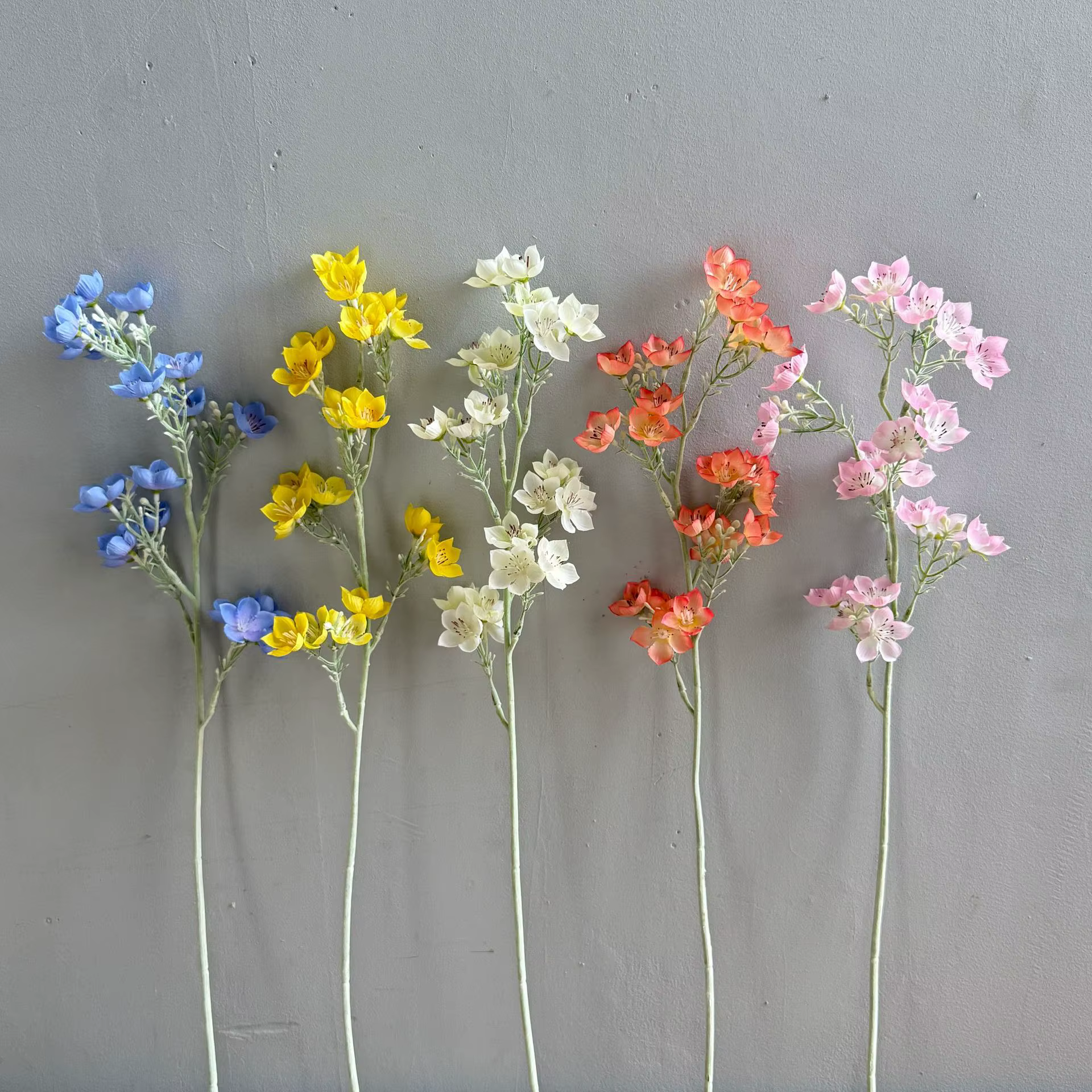 Lot de 6 fleurs artificielles en soie