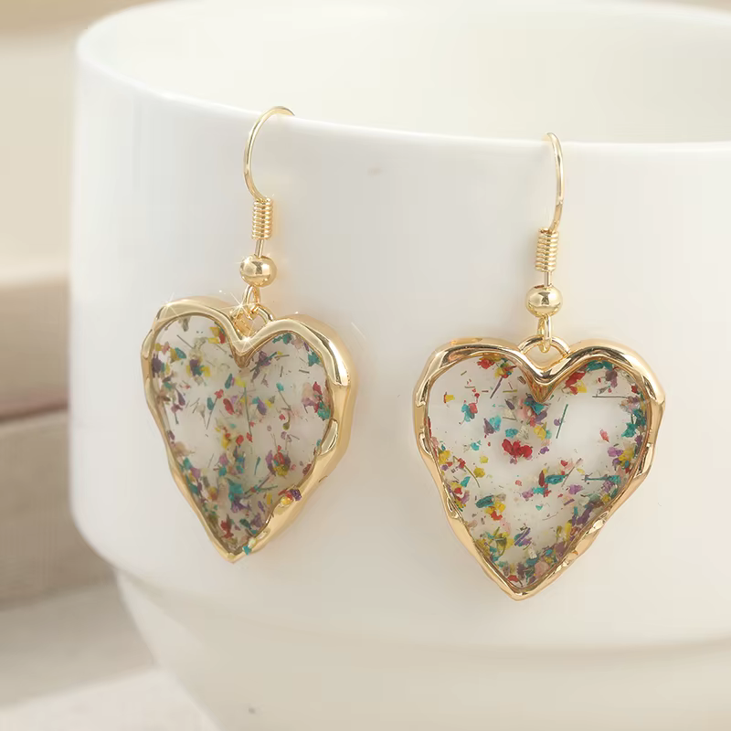 Boucles d'oreilles en forme de cœur pour femmes, fleurs séchées, résine transparente, bijoux romantiques, cadeau d'anniversaire de saint-valentin