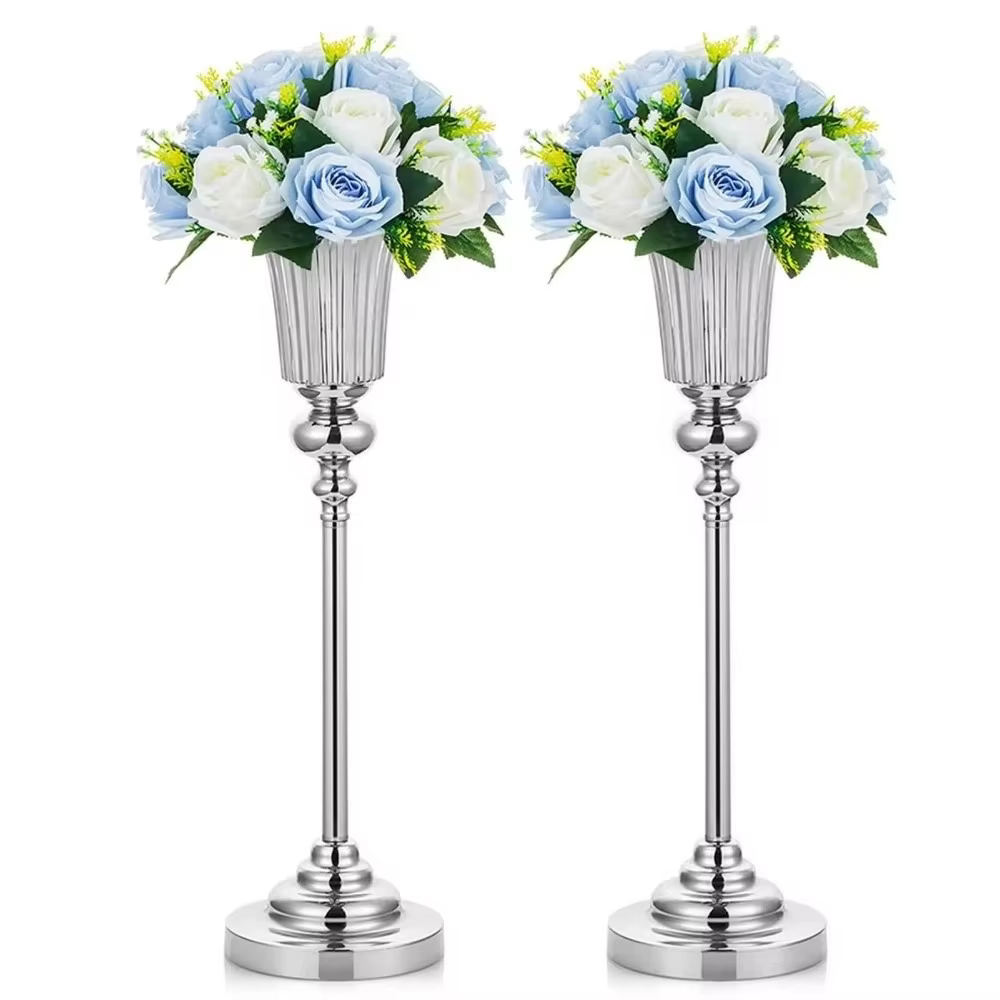 Vase à fleurs rétro doré en métal pour arrangement floral