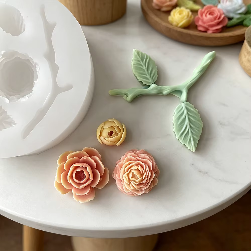 Moule en résine pour mini-fleurs en forme de rose avec feuilles