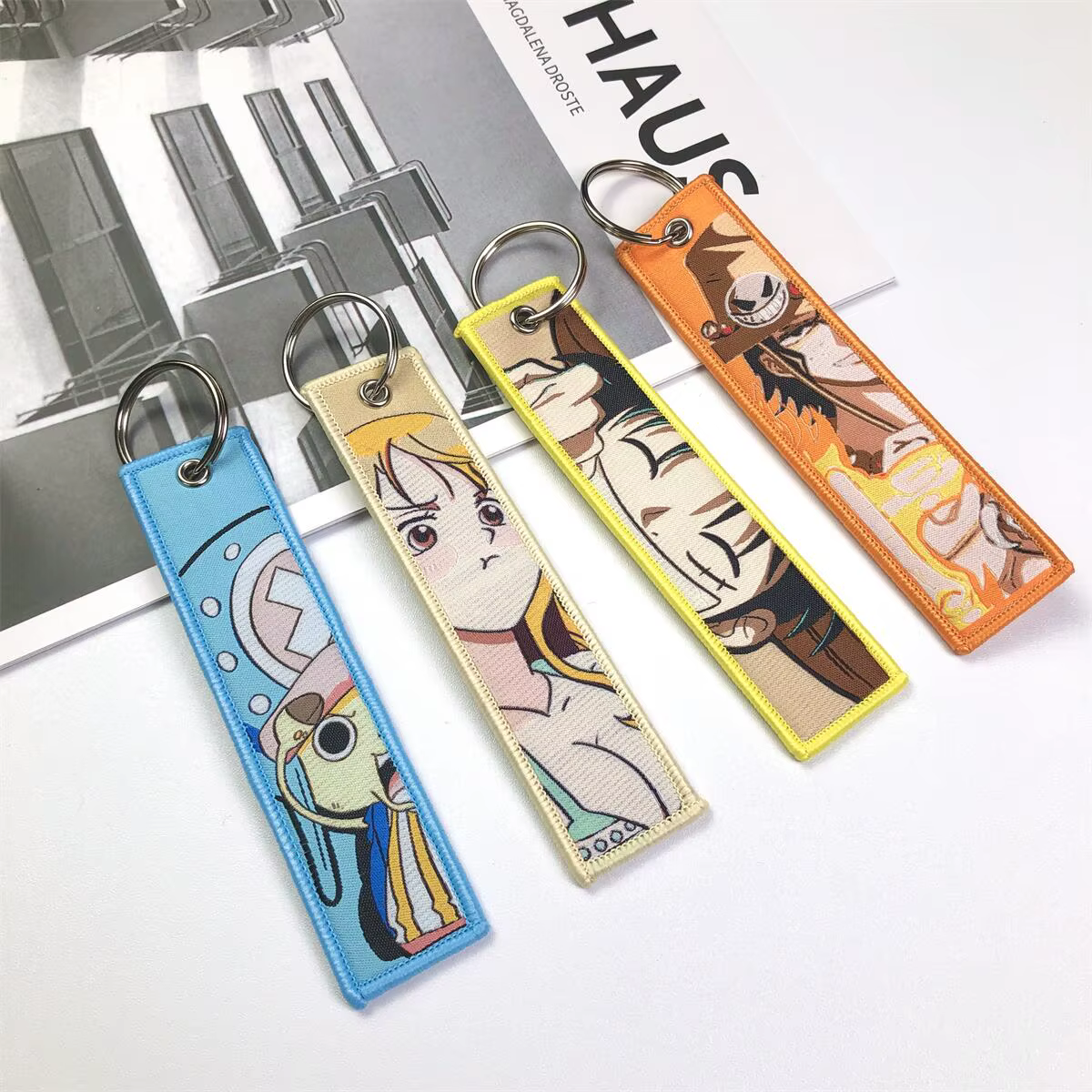 Porte-clés Anime une pièce avec mignon Jet Manga brodé, étiquette de clé à la mode pour accessoire de bijoux, porte-anneau, cadeau pour les Fans d'anime